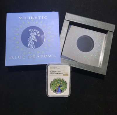 【随心拍&GetCoins】现代金银币拍卖第三十七期 2019年纽埃美丽动物-孔雀水晶镶嵌彩色银币NGC70