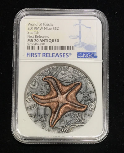 【随心拍&GetCoins】现代金银币拍卖第三十七期 纽埃2019年世界化石系列1海星2盎司高浮雕镀金银币NGC70首期蓝标