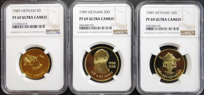 凡希社世界钱币微拍第一百期 - 稀！1989越南凤凰独木寺胡志明三枚NGC-PF69UC收藏级！