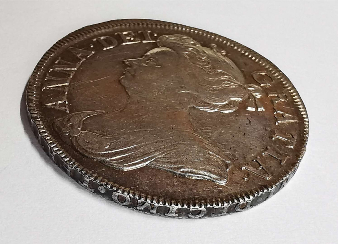 凡希社世界钱币微拍第一百期 荐！1714英国安妮半克朗极美品背减重痕