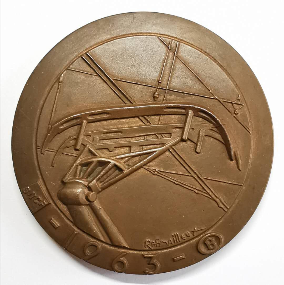 凡希社世界钱币微拍第一百期 1962比利时欧洲之星通车纪念巨型铜章300克80MM