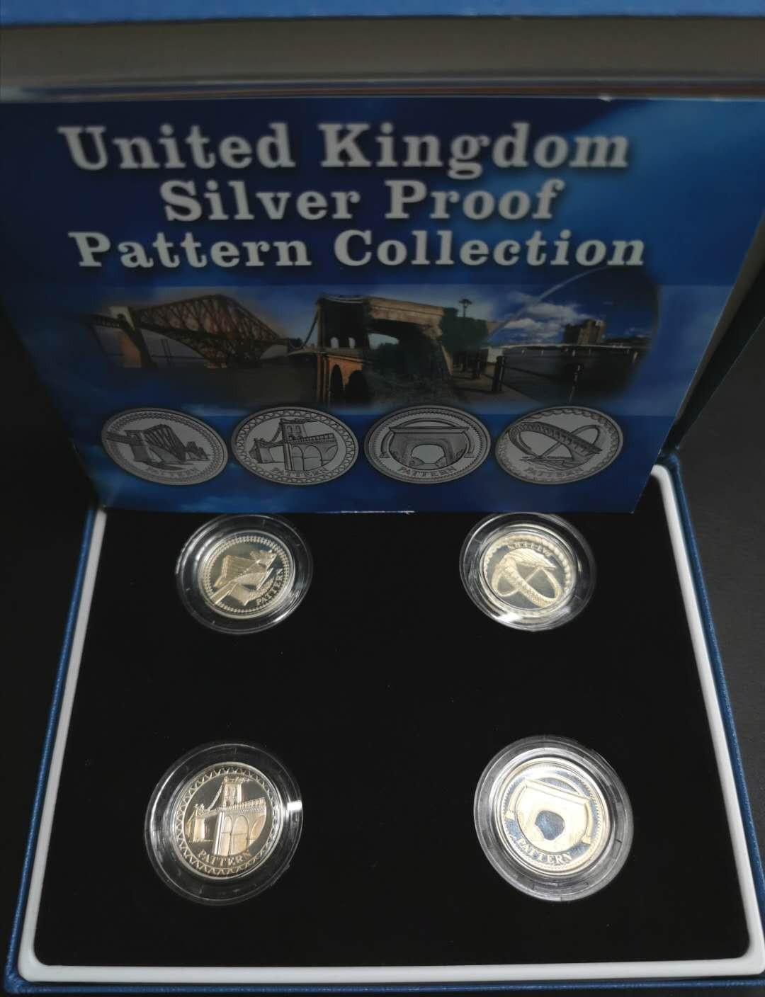 凡希社世界钱币微拍第一百期 2004-07英国桥银样币四枚原盒证书