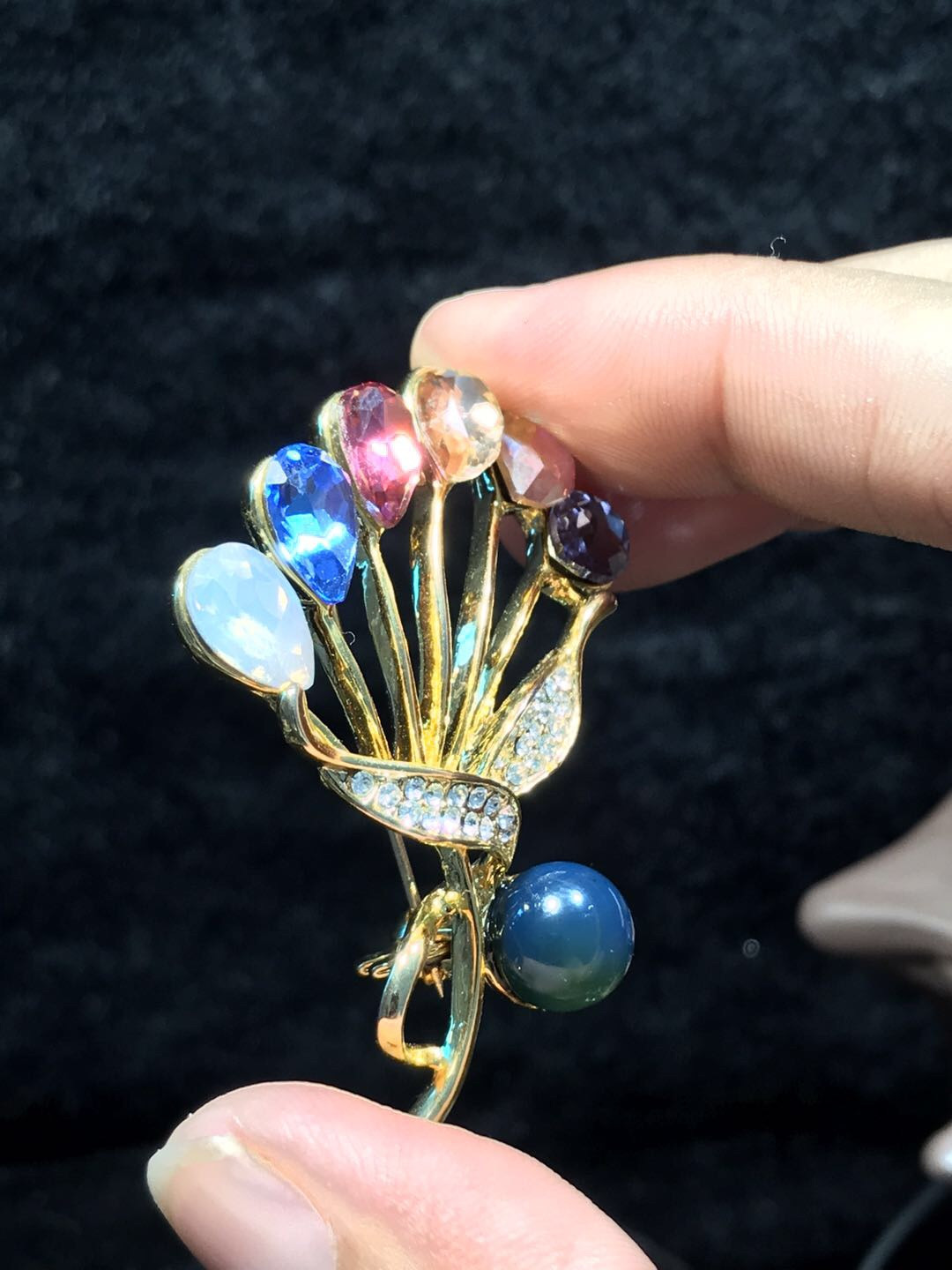 多米尼加琥珀专场 多米尼加蓝珀胸针胸花