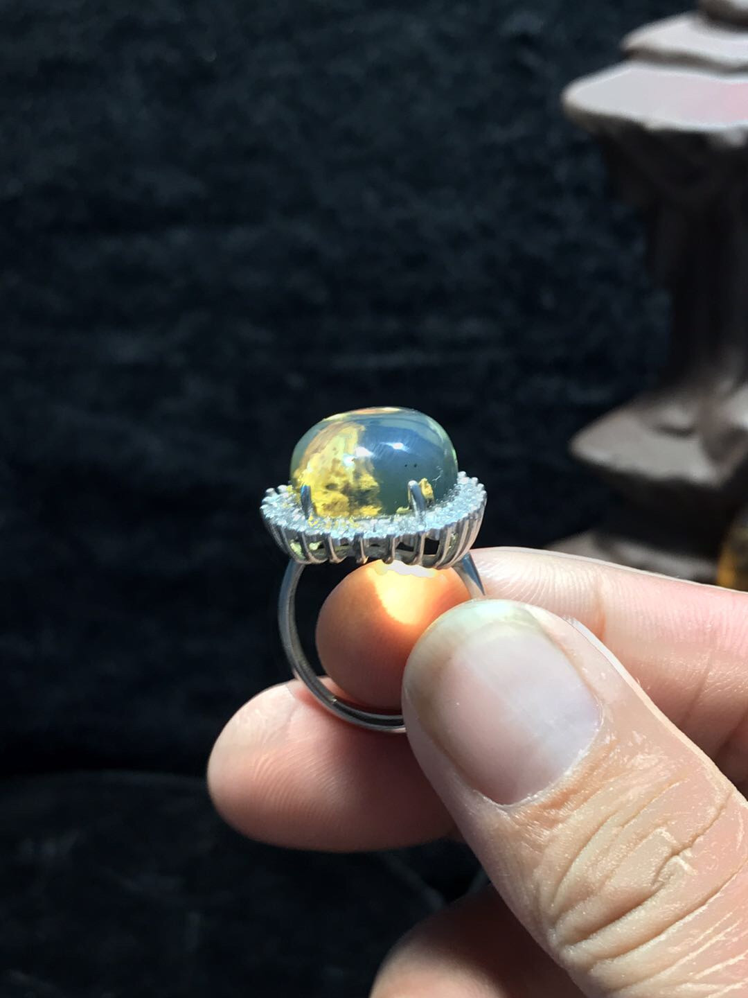 多米尼加琥珀专场 多米尼加蓝珀植物珀戒指（女款）