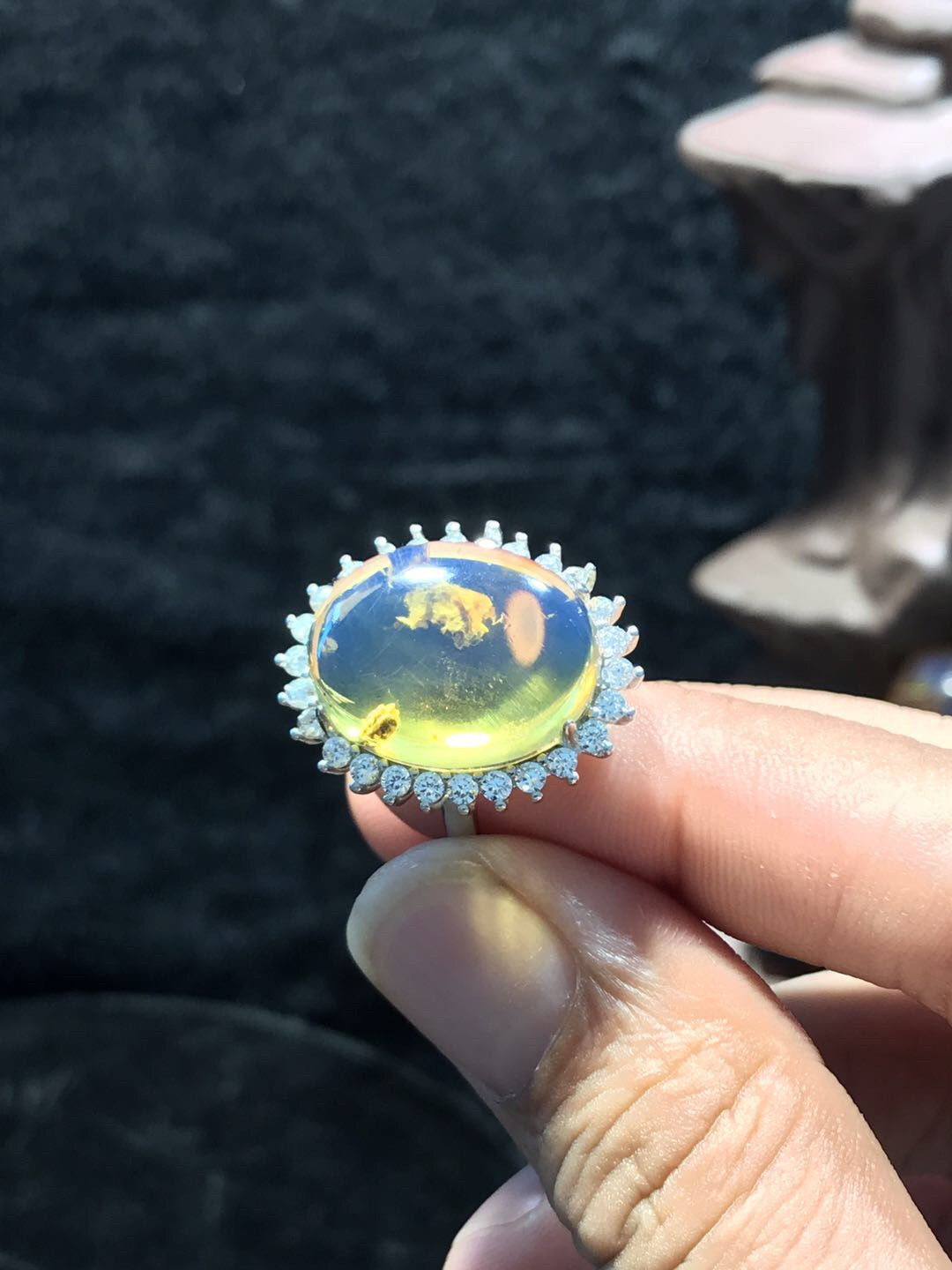 多米尼加琥珀专场 多米尼加蓝珀植物珀戒指（女款）