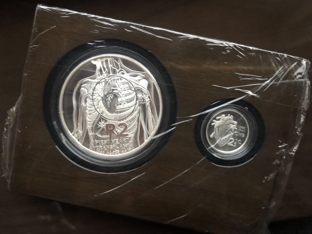 【随心拍&GetCoins】现代金银币拍卖第三十八期 【南非】获奖币大小心脏+模型套装【盒证齐全】