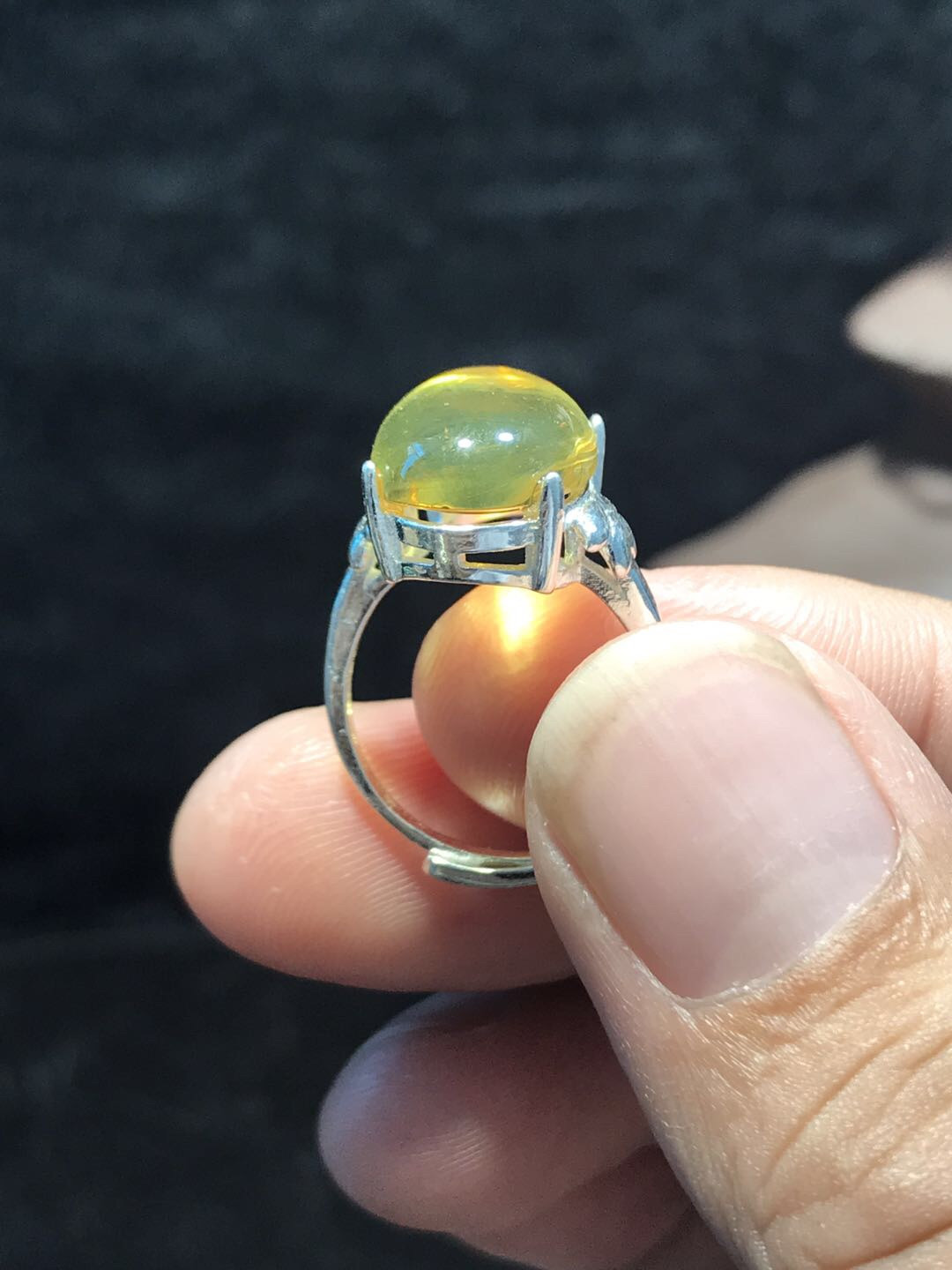 多米尼加琥珀专场 多米尼加虫珀戒指（女款）