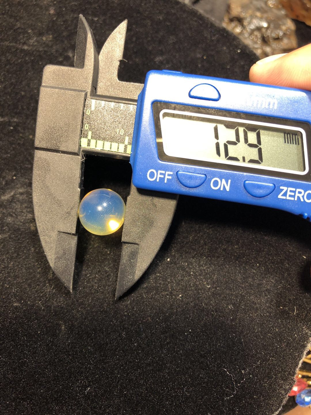 多米尼加琥珀专场 多米尼加蓝珀圆珠