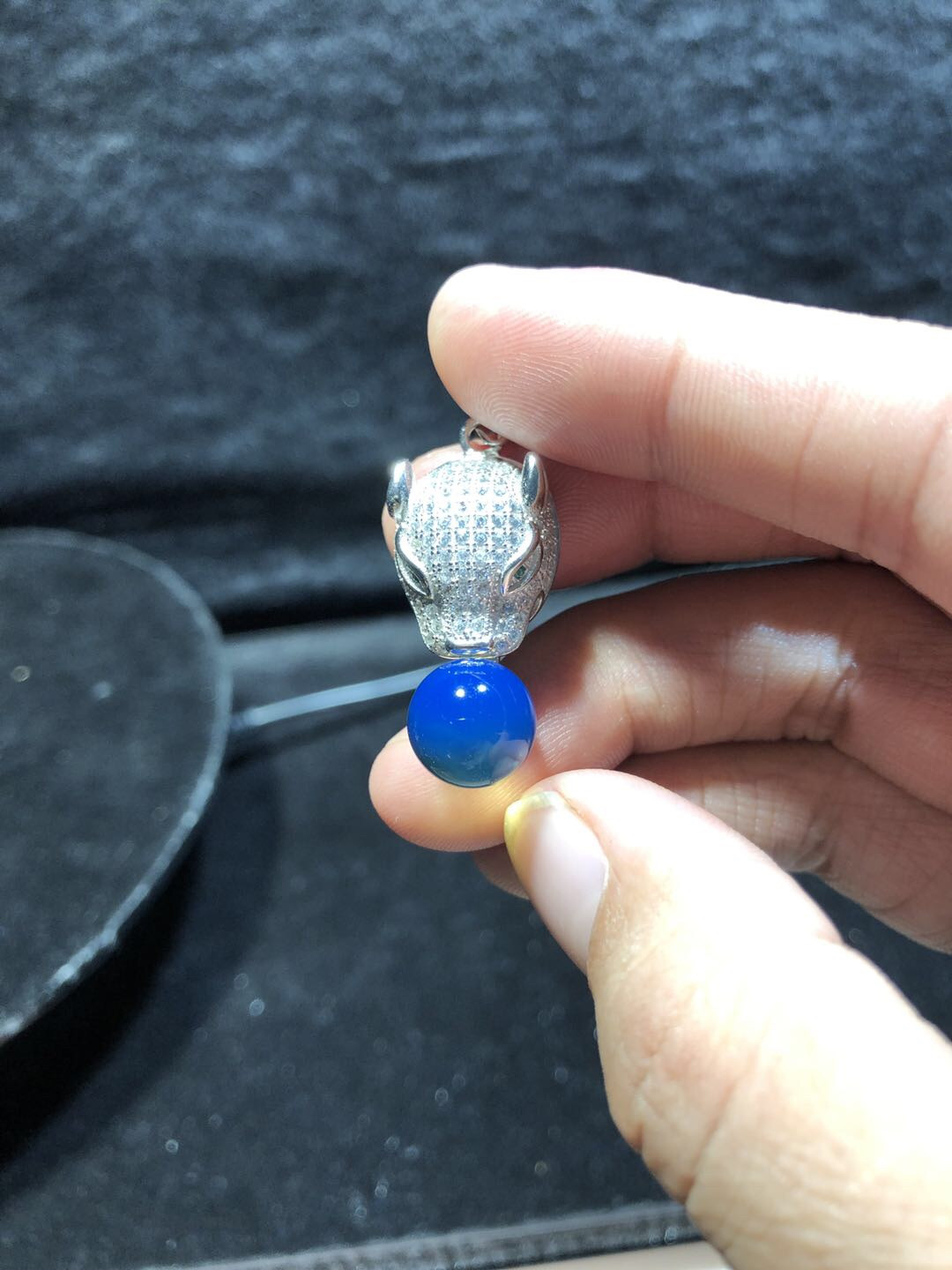 多米尼加琥珀、缅甸天然琥珀拼拍专场 多米尼加天然蓝珀吊坠（豹子头）