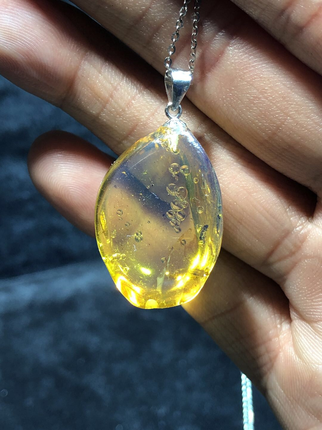 多米尼加蓝珀专场 多米尼加虫珀随形吊坠