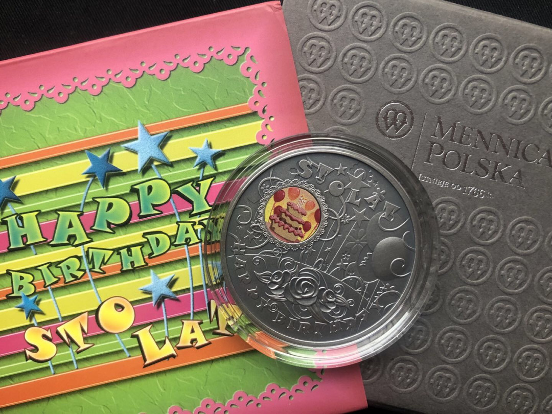 【币观天下】第九十一期钱币拍卖-北京国际钱币展专场 【纽埃】纽埃2014年1元，1盎司 龙头币 加大 生日快乐系列-“大蛋糕” 仿古抗氧 精浮雕 数字亮光高清彩色艺术精制大银币