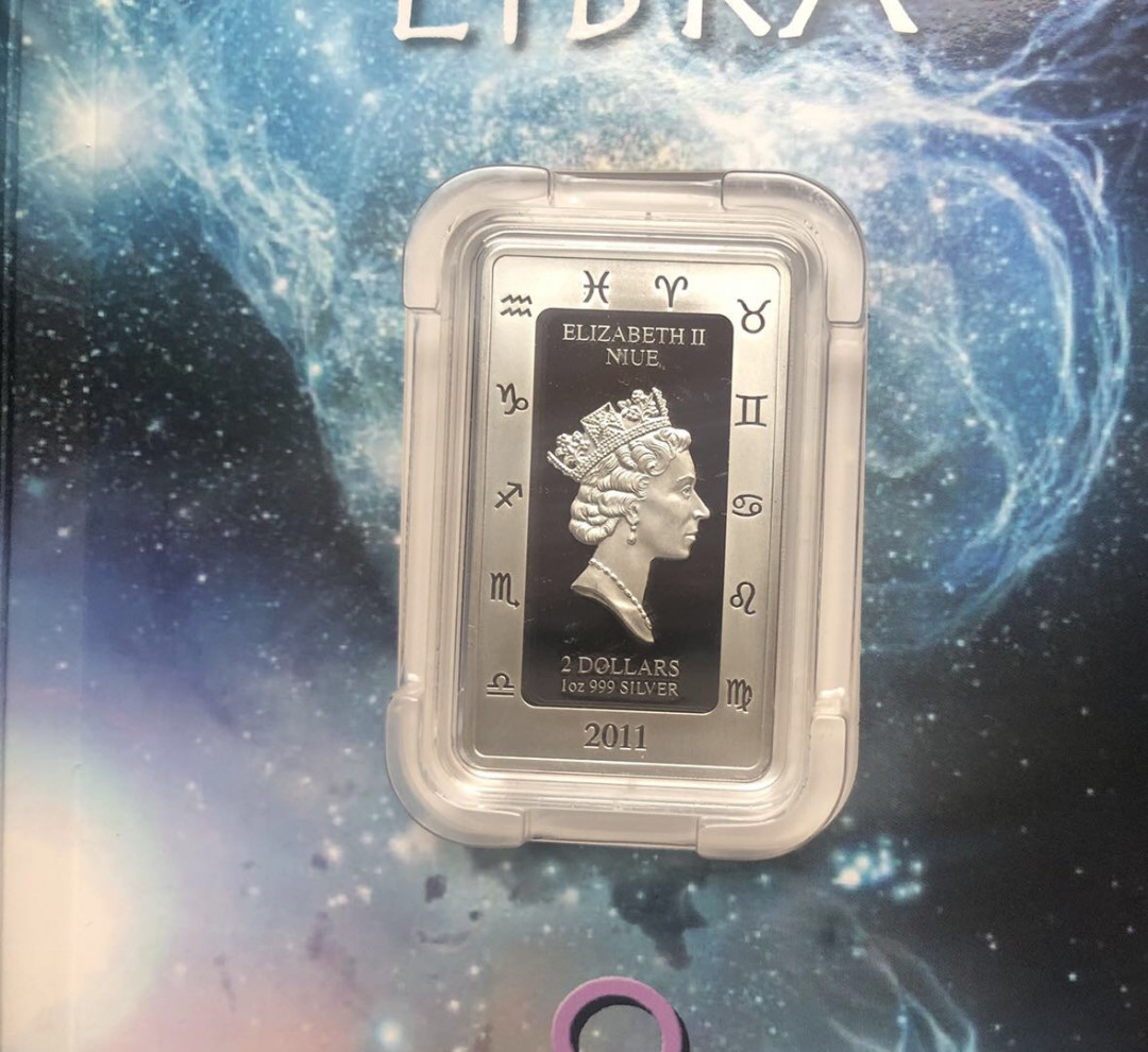 【币观天下】第九十一期钱币拍卖-北京国际钱币展专场 纽埃2011年1元，1盎司 日本大师加贺谷穰超级大作---蓝色梦幻星空“天秤座”异形 高清彩色