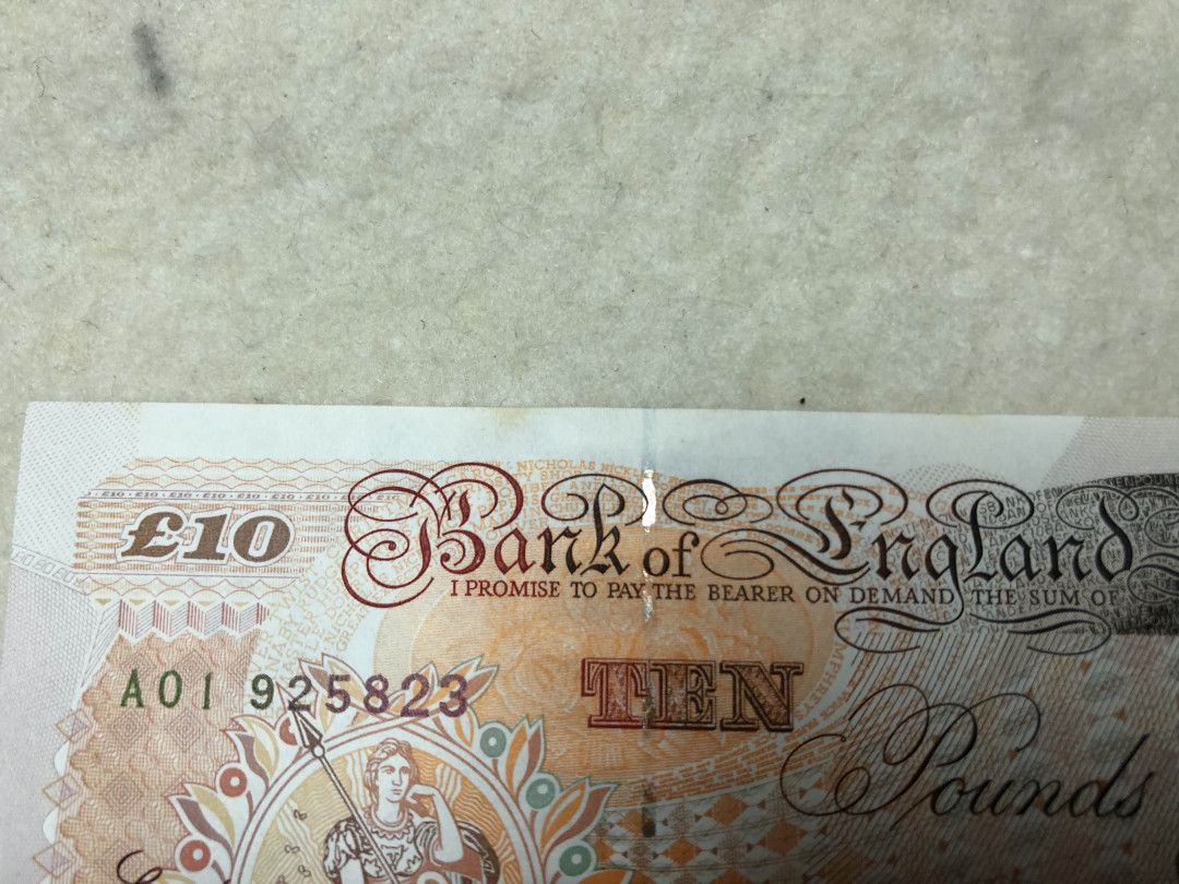 北京国际钱币博览会专场【收藏联盟】第109期拍卖——欧美环游记 【一组4张】英国E序列皇冠版5镑（UNC品相）、10镑（A01首发冠，UNC-有黄斑）、20镑（UNC-有黄斑）以及E序列10镑（UNC品相） 