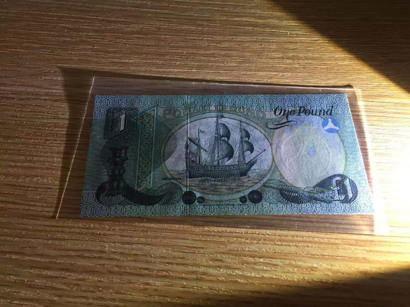 【收藏联盟】第110期拍卖——悠远岛歌 【一组4张】爱尔兰联合银行 1镑 UNC 2张&英国D序列 1镑 UNC-  2张