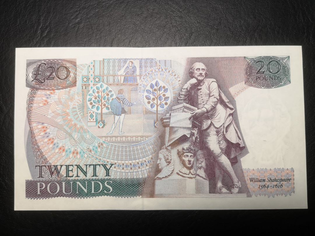《外钞收藏家》第七十二期拍卖 英国D序列20镑 unc-有一道压痕 其他不错