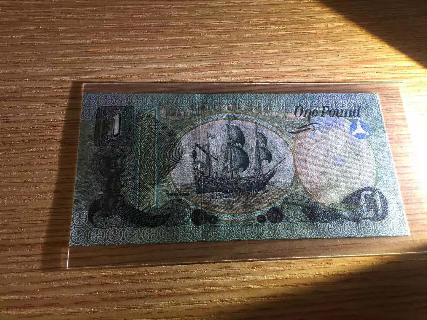 【收藏联盟】第110期拍卖——悠远岛歌 【一组4张】爱尔兰联合银行 1镑 UNC 2张&英国D序列 1镑 UNC-  2张