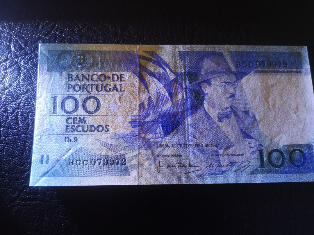 《外钞收藏家》第七十二期拍卖 葡萄牙1987年100 au品相