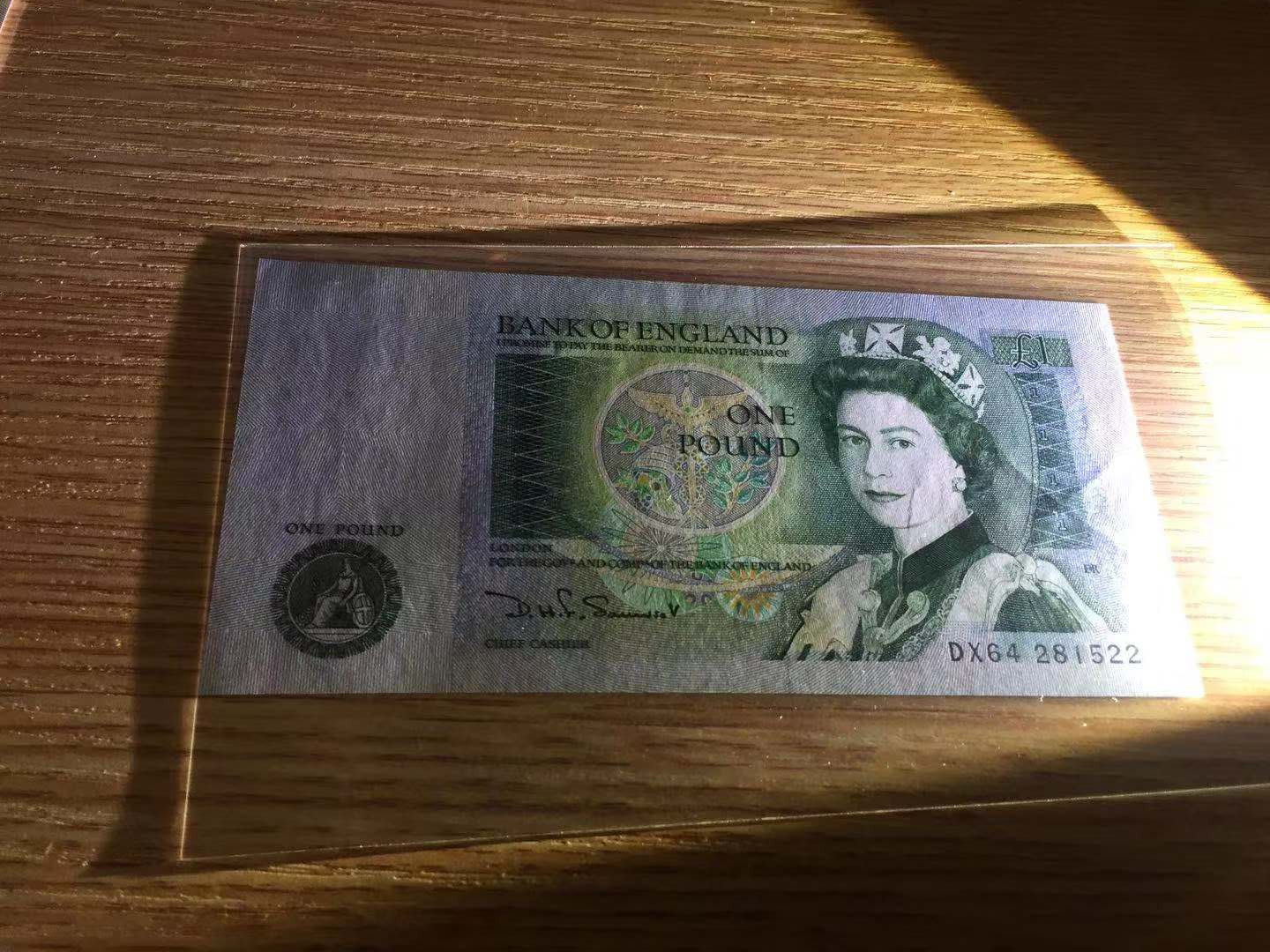 【收藏联盟】第110期拍卖——悠远岛歌 【一组4张】爱尔兰联合银行 1镑 UNC 2张&英国D序列 1镑 UNC-  2张