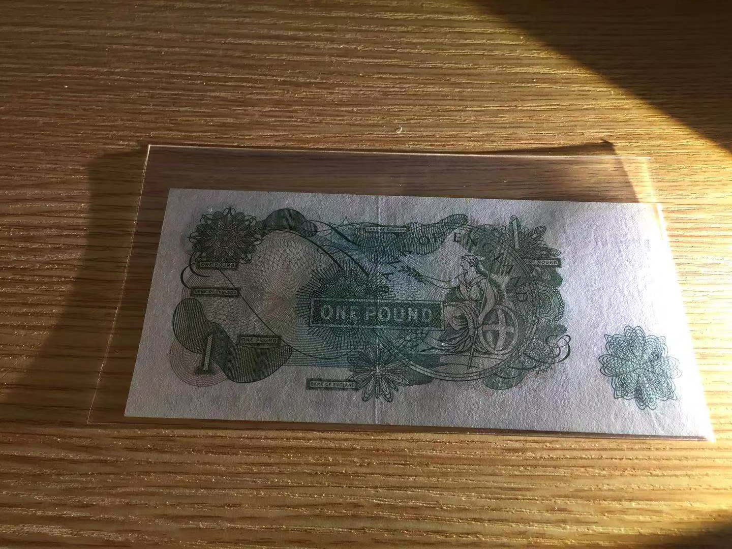 【收藏联盟】第110期拍卖——悠远岛歌 【英镑一组6张】英国 C序列 1镑 5张UNC 1张AU 4种不同签名