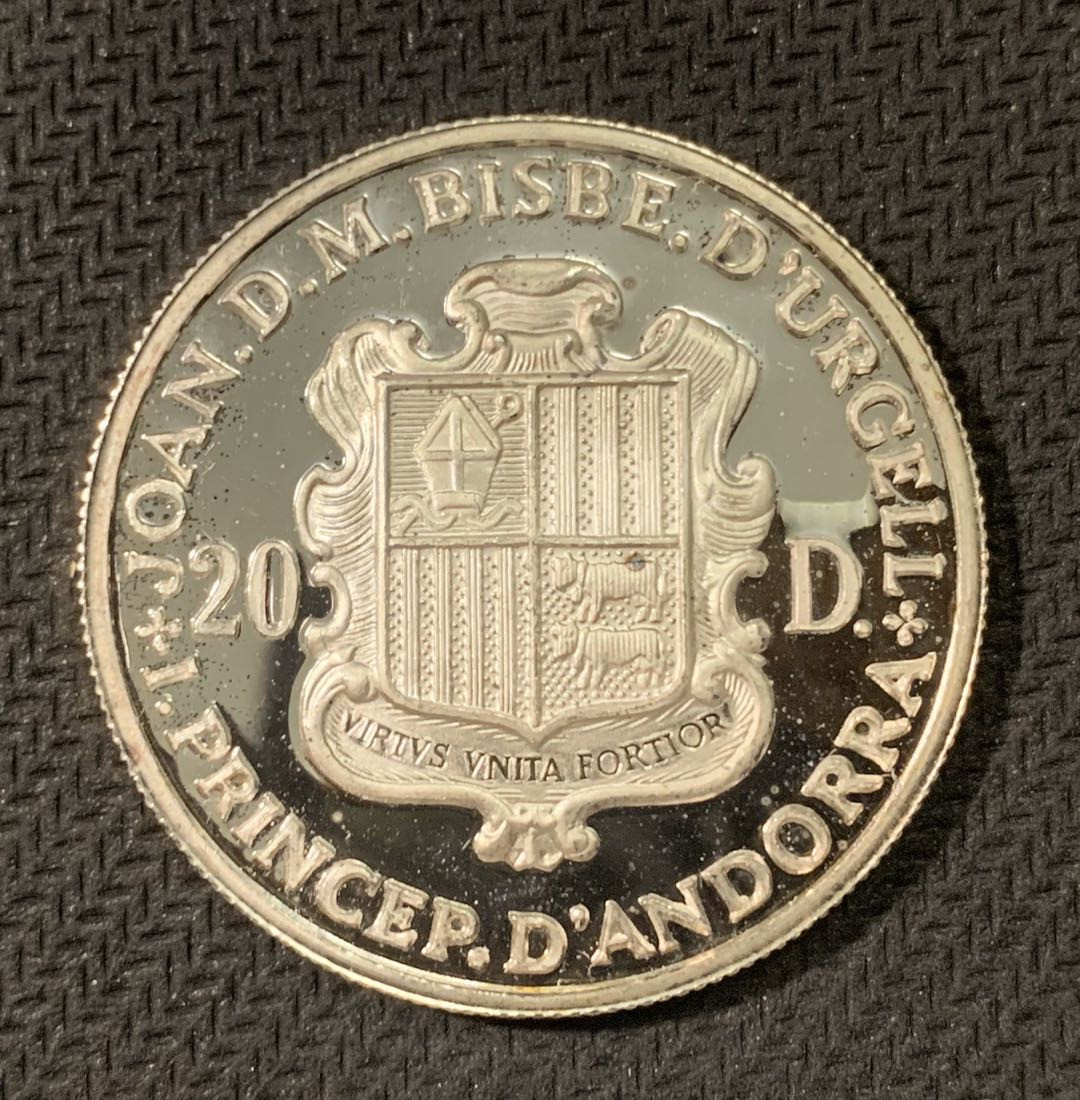 紫瑗钱币—微拍第二期 CICE特别场 外国现代银币 安道尔 1985年 耶稣诞生 20第纳尔 银币 16克 0.9银