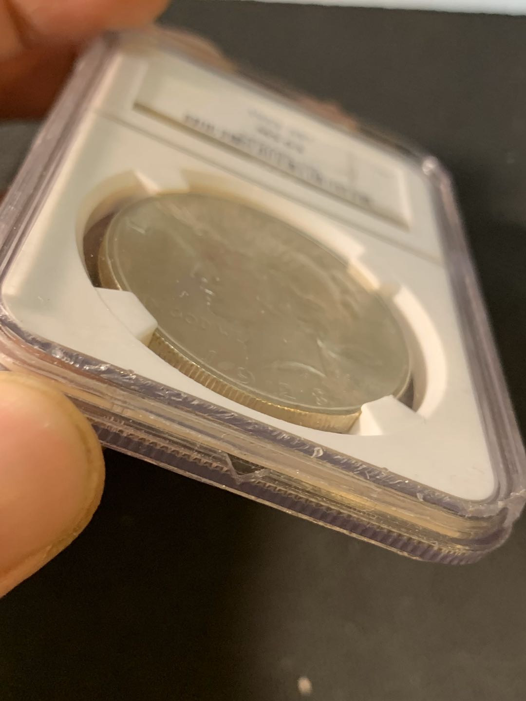 紫瑗钱币—微拍第三期  美国 1923年 和平鸽 1美元 NGC MS63 盒有损