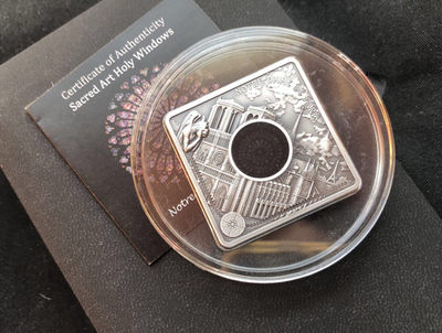 【随心&Getcoins】现代金银币拍卖四十一期 【帕劳】帕劳2017年圣殿之窗系列巴黎圣母院菱形镶嵌银币