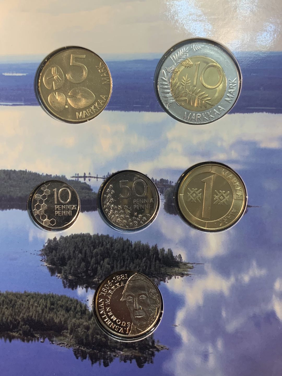 紫瑗钱币—微拍第五期  芬兰 2001年 第二种 流通币 5枚套 原厂卡装