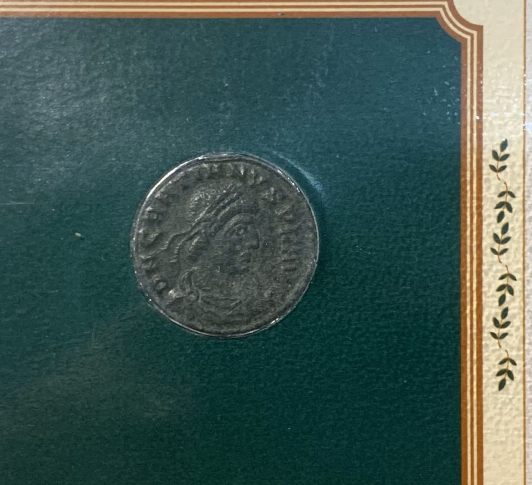 紫瑗钱币—微拍第五期  西罗马 格拉提安 （359—383年） 铜币 一枚 带册