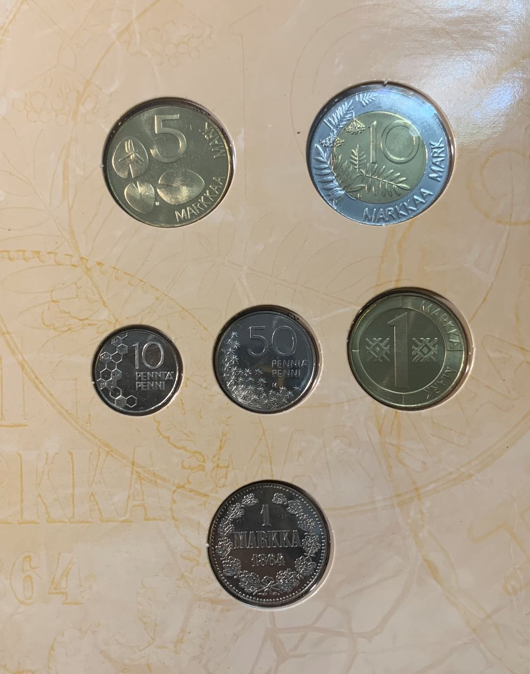 紫瑗钱币—微拍第五期  芬兰 2001年 第一种 流通币 5枚套 原厂卡装