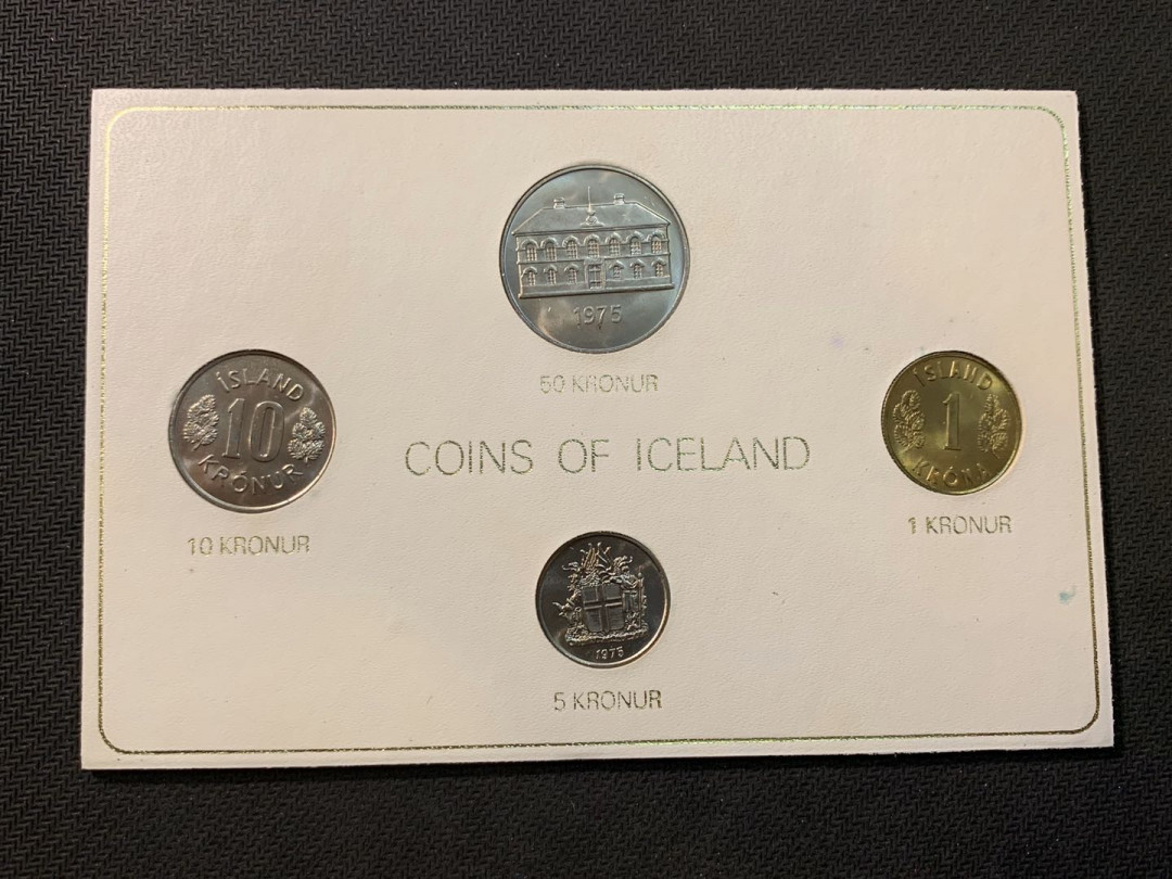 紫瑗钱币—微拍第五期  冰岛 1975年 1克朗—50克朗 4枚套