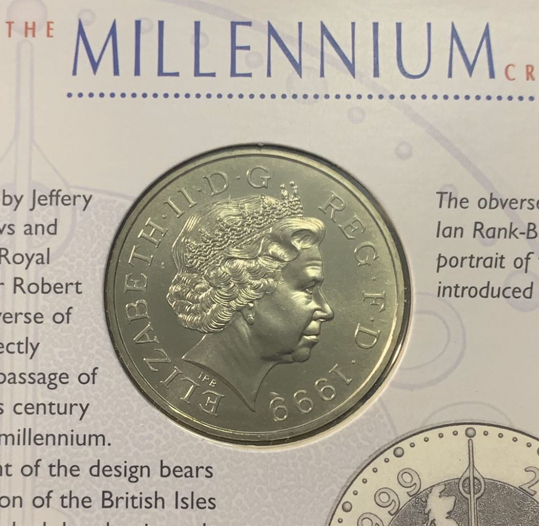紫瑗钱币—微拍第五期  英国 2000年 千禧年 5磅 纪念银币 原厂卡装