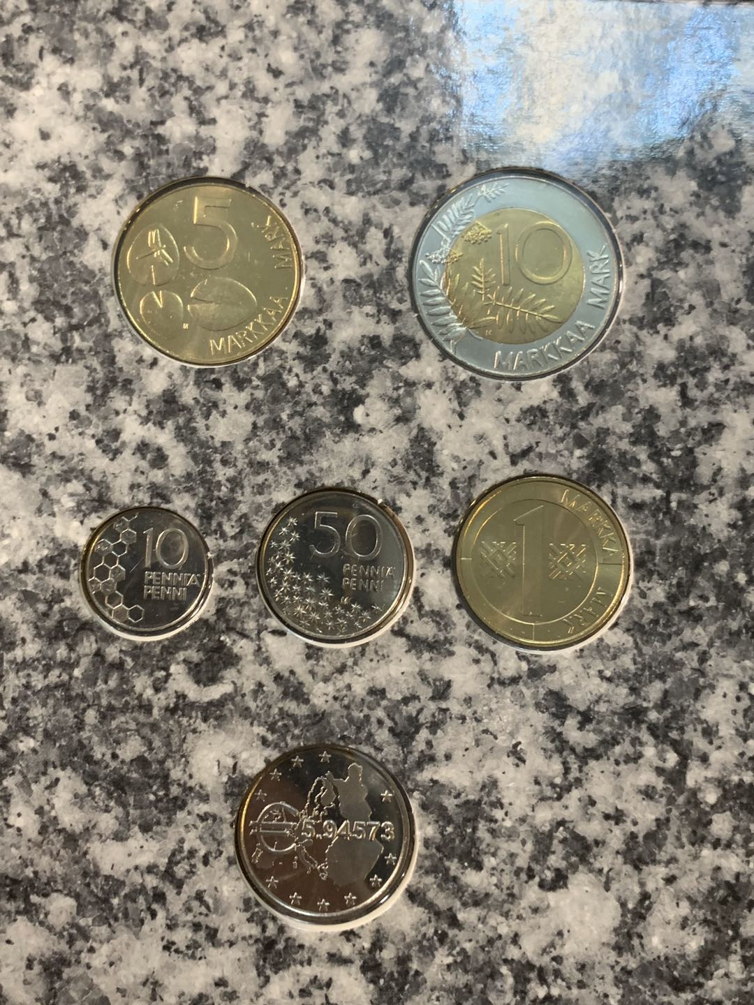 紫瑗钱币—微拍第五期  芬兰 1999年 第一种 5枚套 原厂卡装