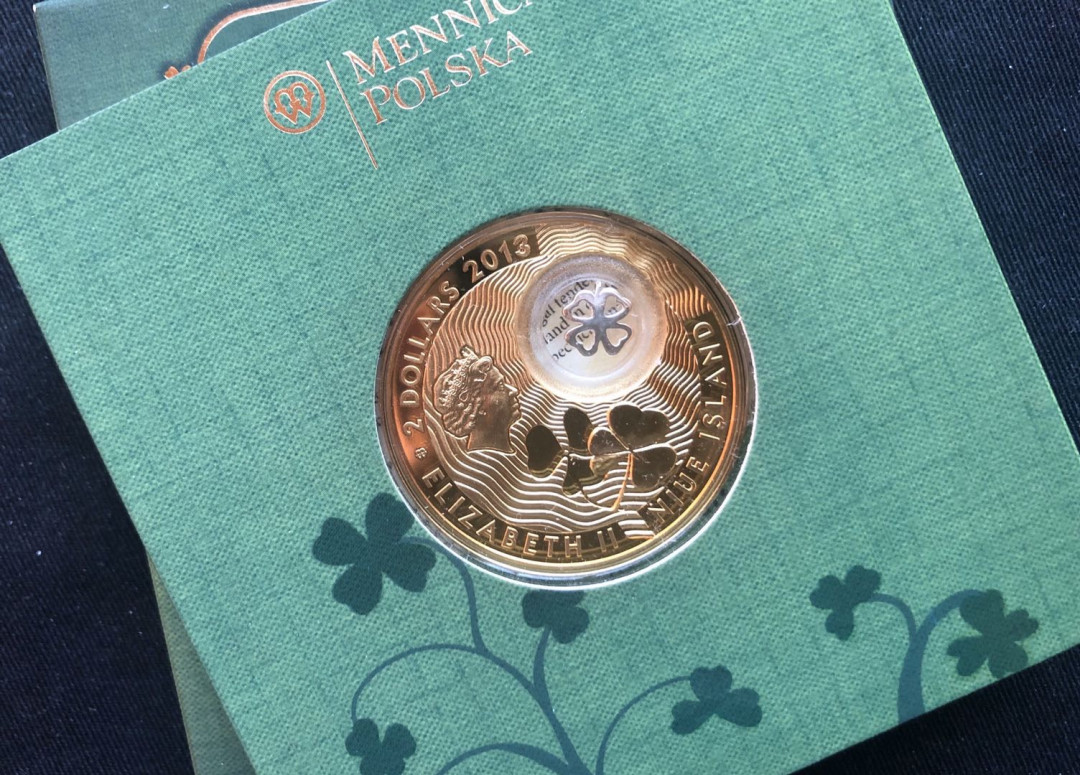 【币观天下】第九十三期钱币拍卖 【纽埃】纽埃幸运系列四叶草镀金银币