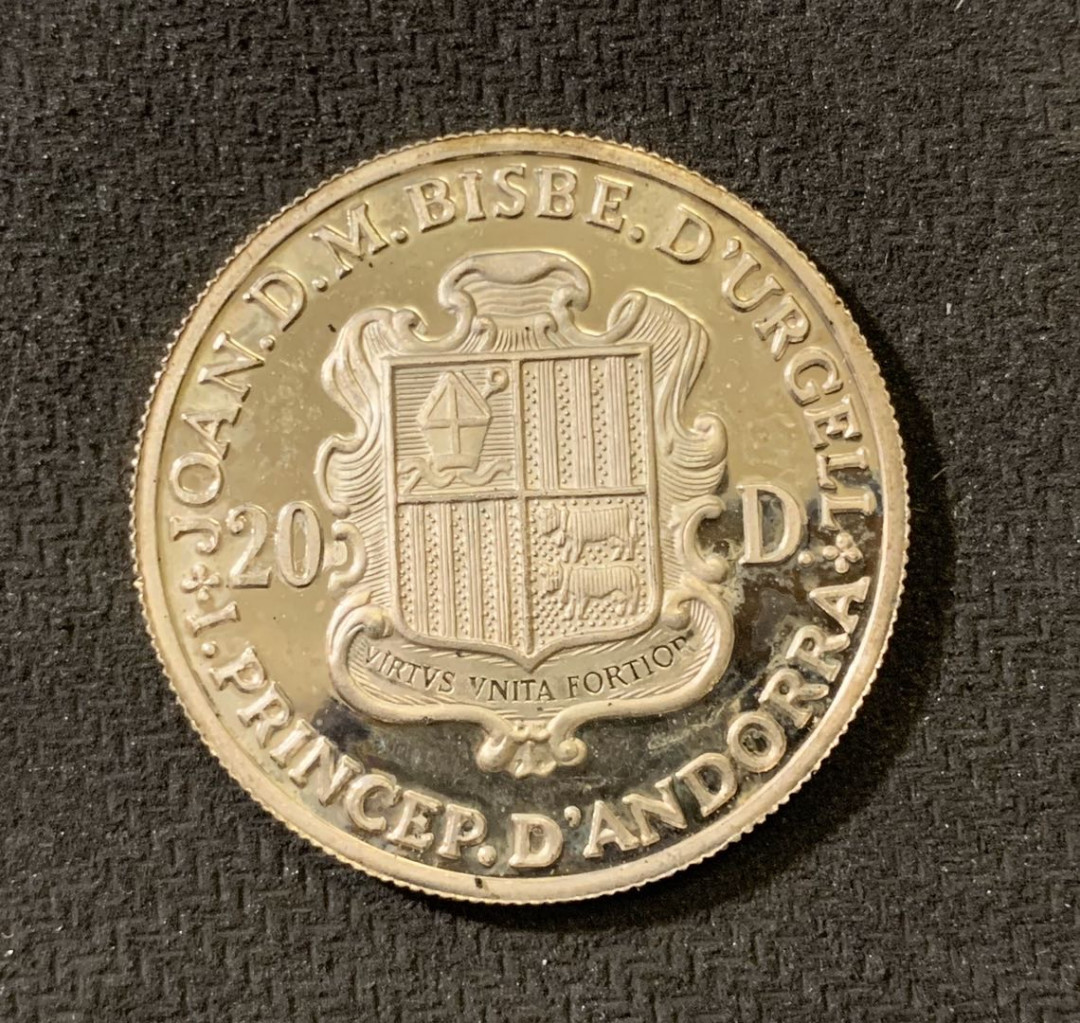 紫瑗钱币—微拍第六期  外国现代银币场 安道尔 1985年 耶稣诞生 20第纳尔 银币 16克 0.9银