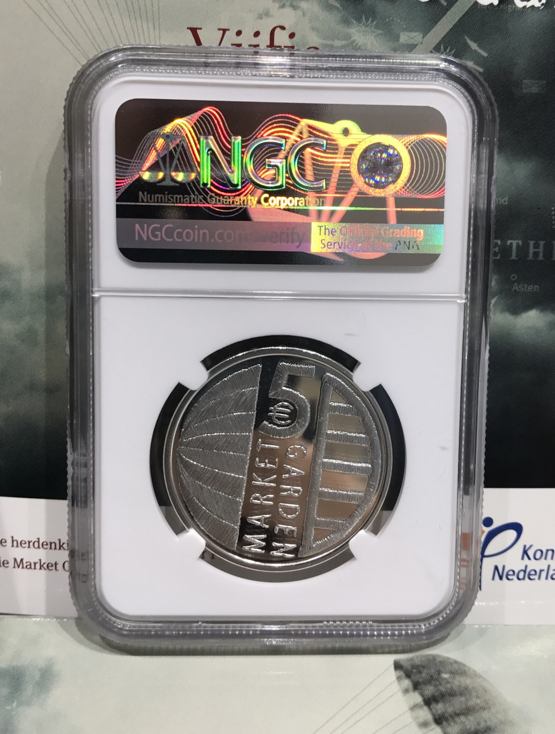 【随心拍&Getcoins】现代金银币拍卖第四十二期 卡装荷兰2019年二战市场花园空降行动精制纪念银币NGC69首期蓝标