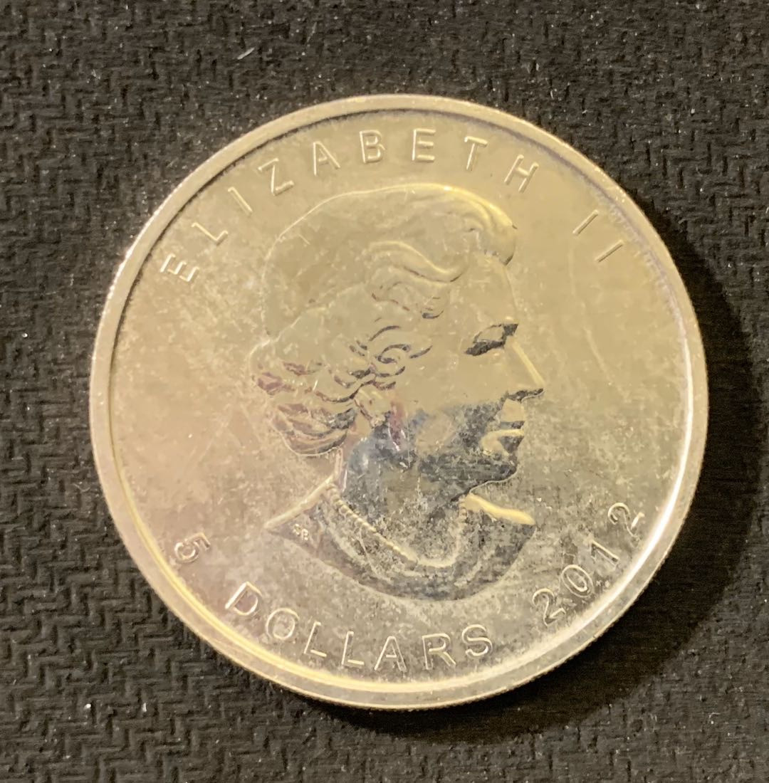 紫瑗钱币—微拍第六期  外国现代银币场 加拿大 2012年 牦牛 5元 31.1克 0.9999银 