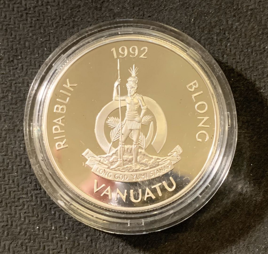 紫瑗钱币—微拍第六期  外国现代银币场 瓦努阿图 1992年 划船 50元 31.47克 0.925银