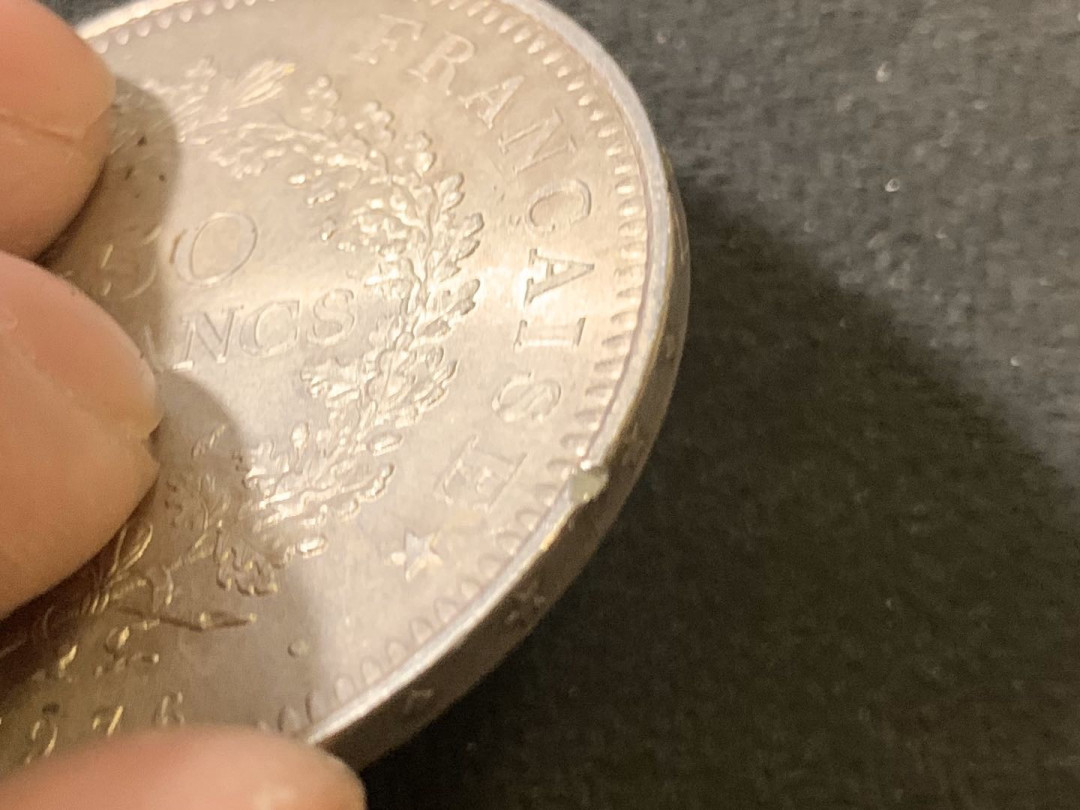 紫瑗钱币—微拍第六期  外国现代银币场 法国 1976年 大力神 50法郎 30克  0.9银 边有小磕