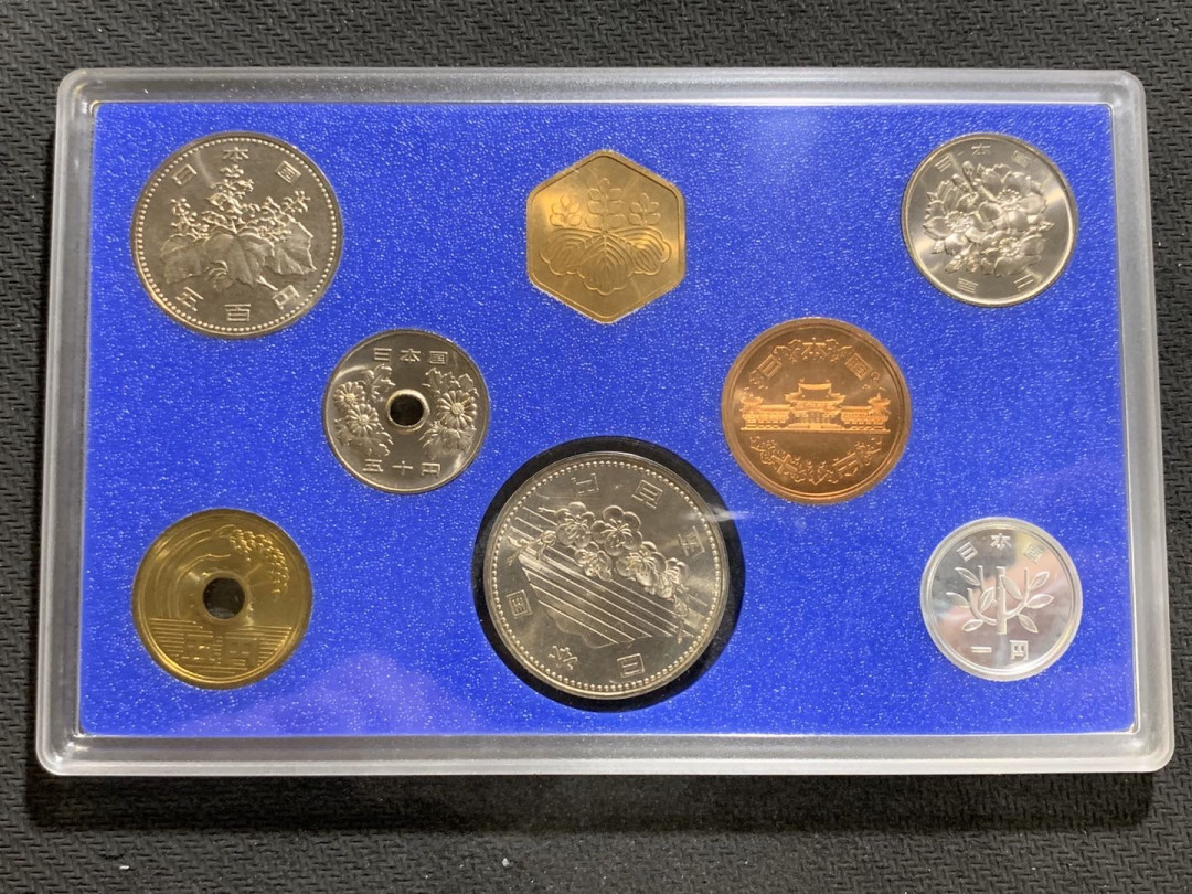 紫瑗钱币—微拍第七期   日本 1985年 昭和60年 1—500丹 7枚套 带500丹纪念币 原厂盒