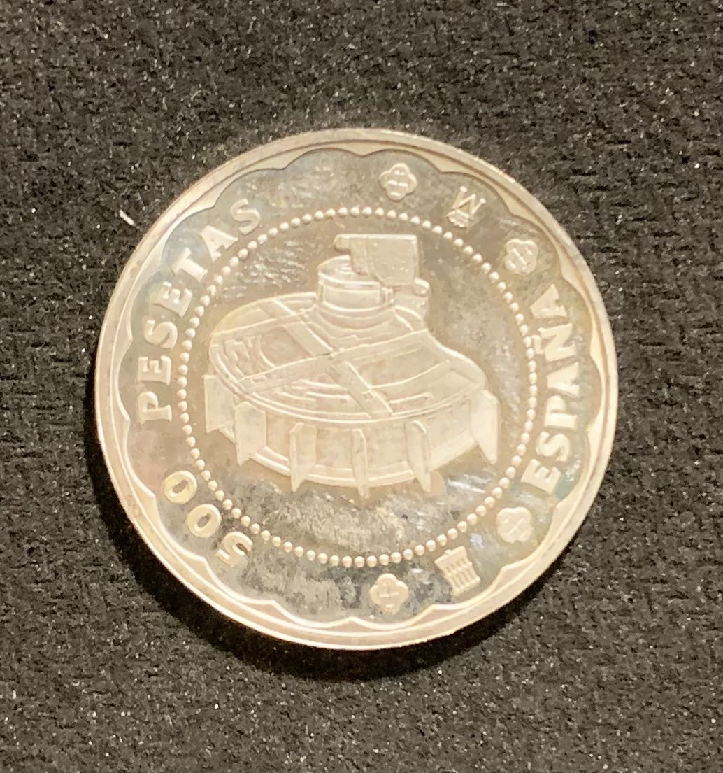 紫瑗钱币—微拍第七期   西班牙 2001年 建筑 500比塞塔 银币