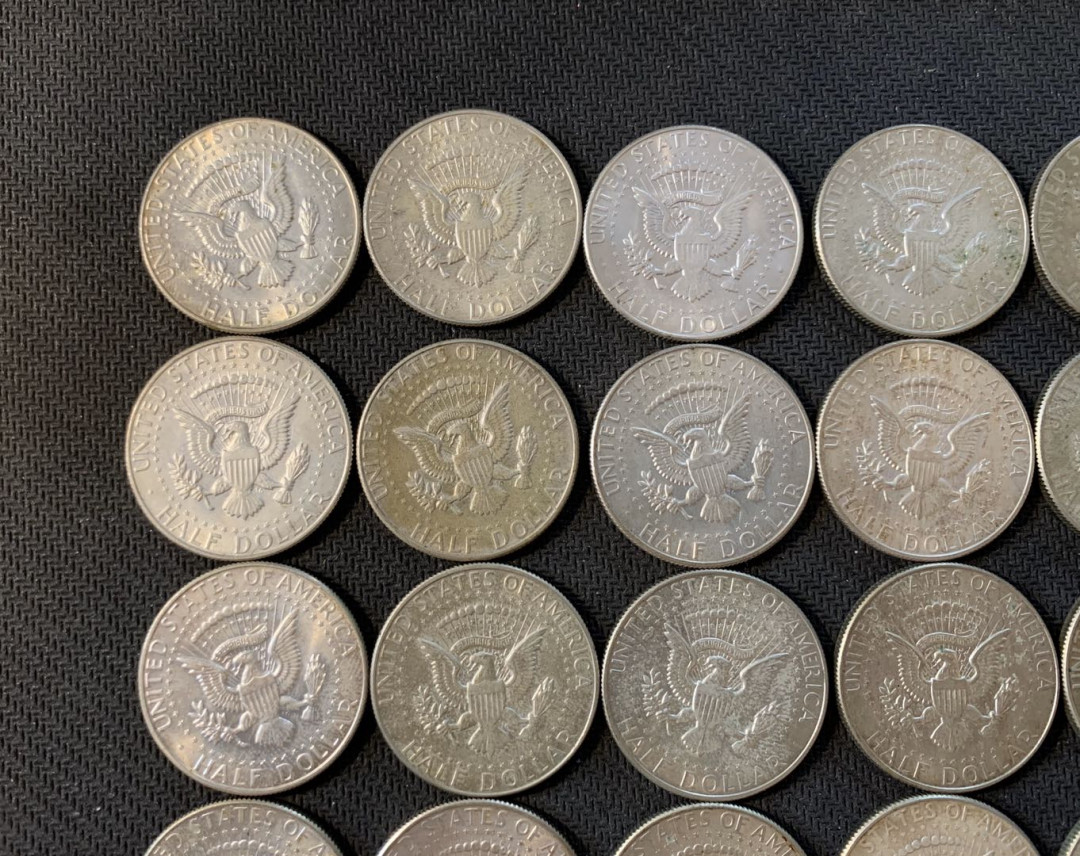 紫瑗钱币—微拍第九期  美国 1966—1968年 肯尼迪 50分 银币 共230克 0.4银