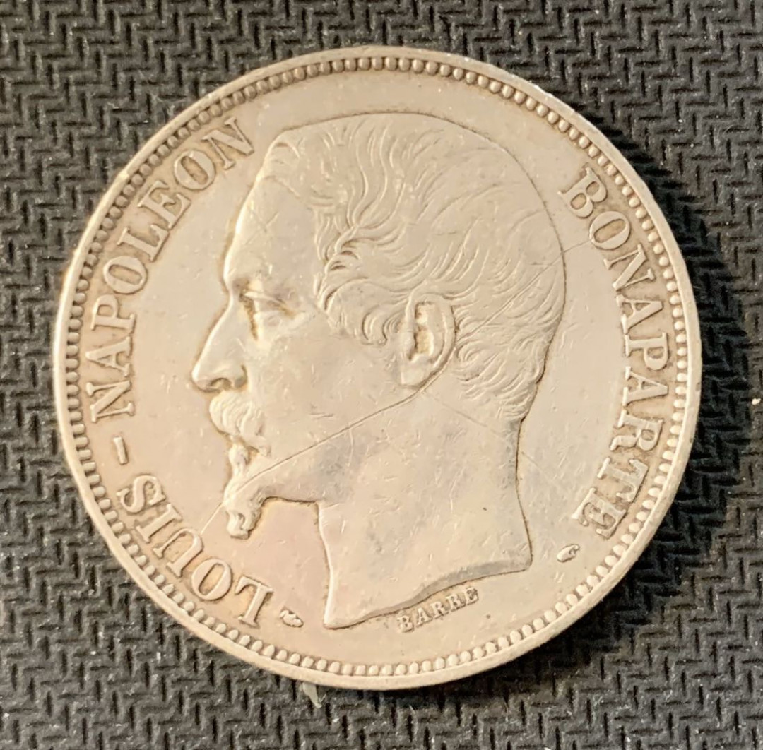 紫瑗钱币—微拍第九期  法国 1852年 拿破仑三世 光头版 5法郎 正面有划伤