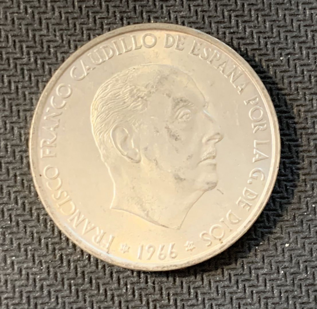 紫瑗钱币—微拍第九期  西班牙 1966年 佛朗哥 100比塞塔  19克 0.9银