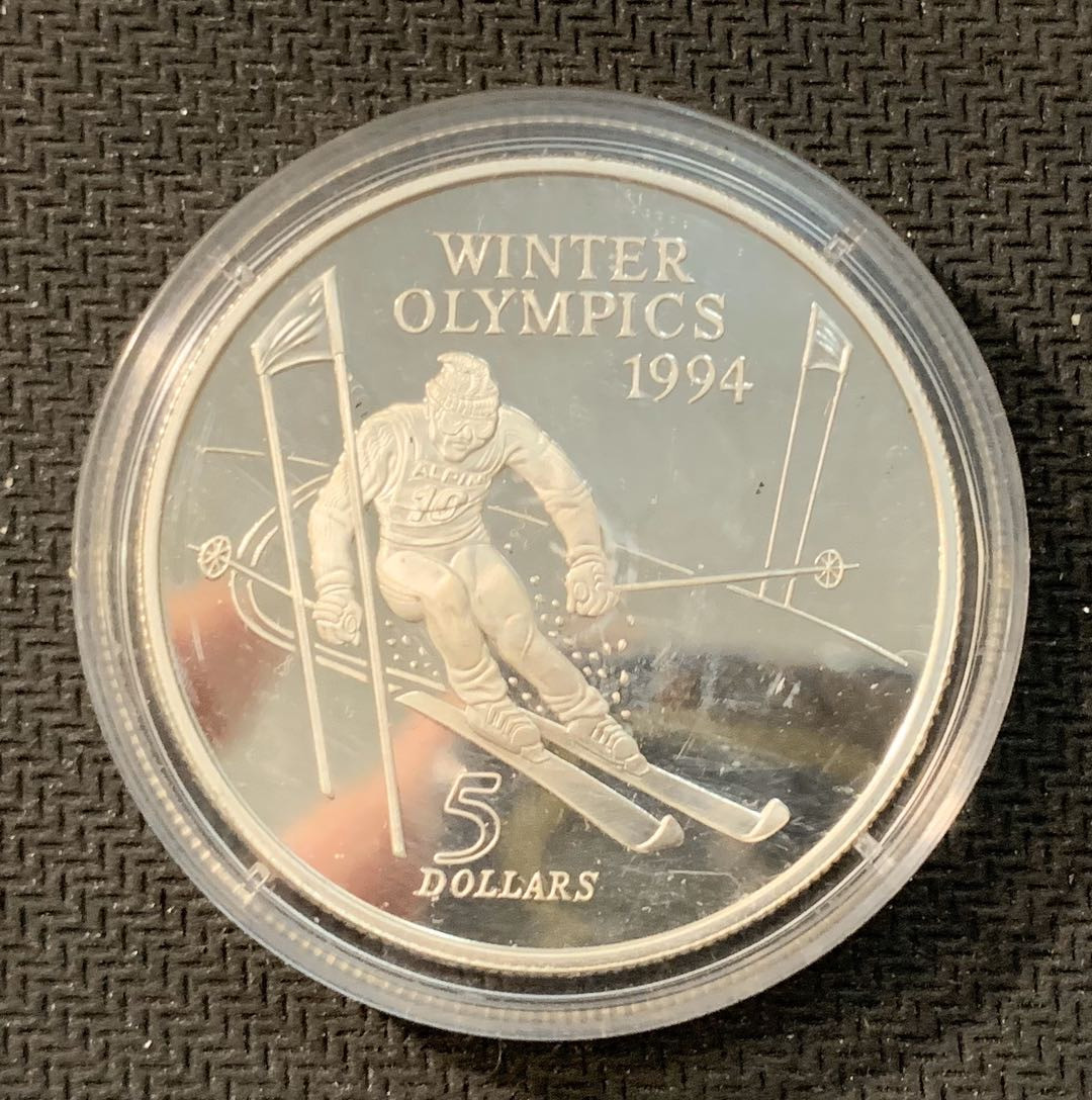 紫瑗钱币—微拍第11期  中外现代银币场 新西兰 1994年 冬奥会 滑雪 5元 31.47克 0.925银 精制