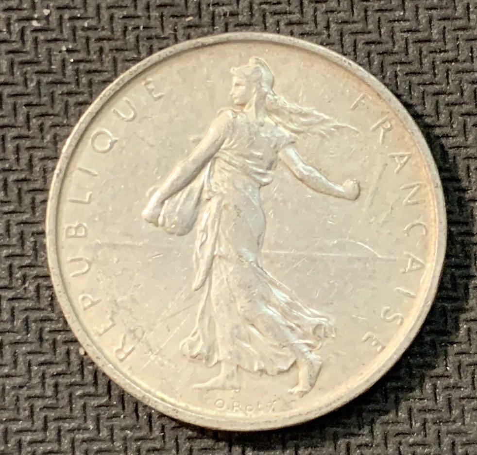 紫瑗钱币—微拍第11期  中外现代银币场 法国 1962年 播种女神 5法郎 12克 0.835银