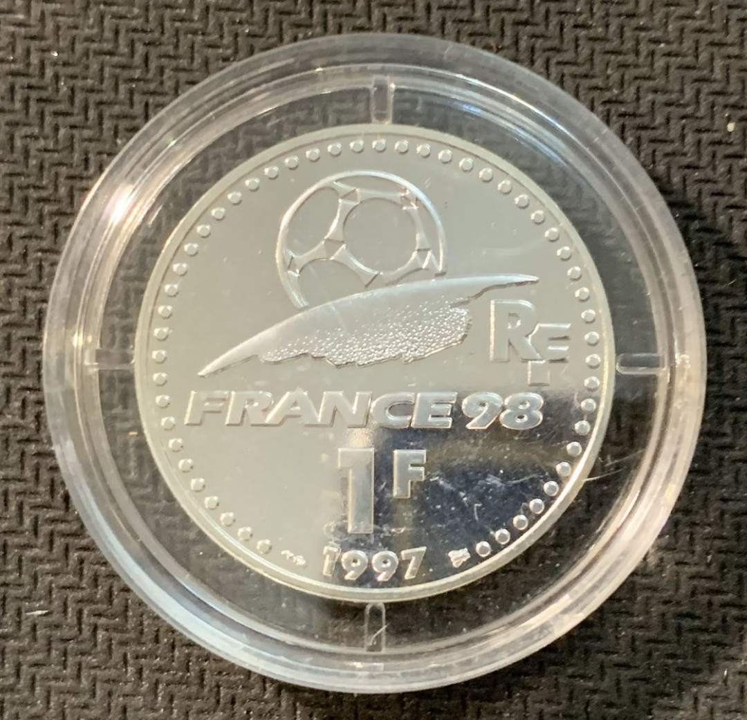 紫瑗钱币—微拍第11期  中外现代银币场 法国 1998年 世界杯 1法郎 12克 0.9银