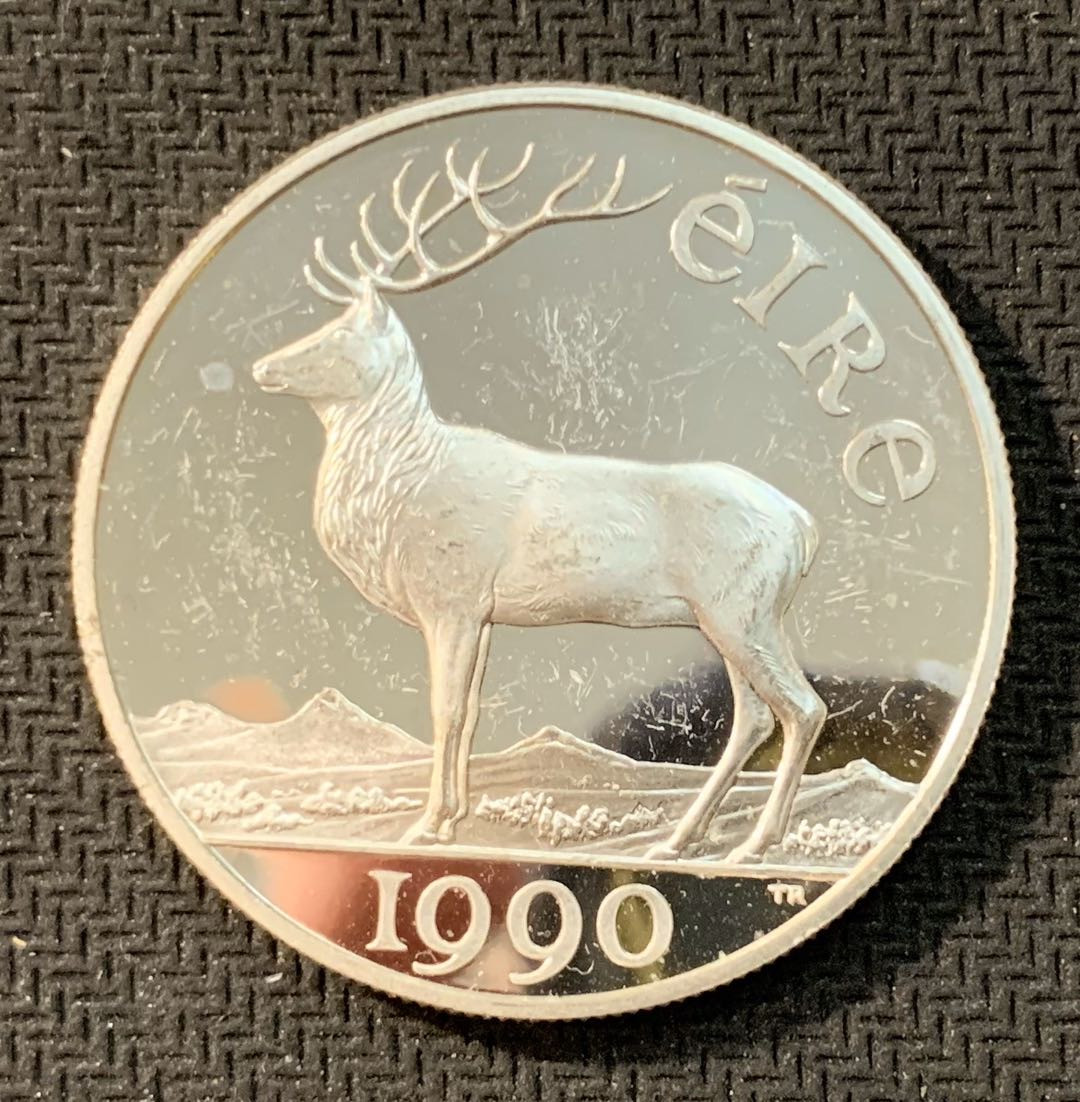 紫瑗钱币—微拍第11期  中外现代银币场 爱尔兰 1990年  驯鹿 10埃局 28.28克 0.925银 精制