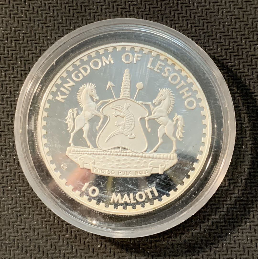 紫瑗钱币—微拍第11期  中外现代银币场 莱索托 1982年 西班牙世界杯 守门 10马洛蒂  23.33克 0.925银 精制
