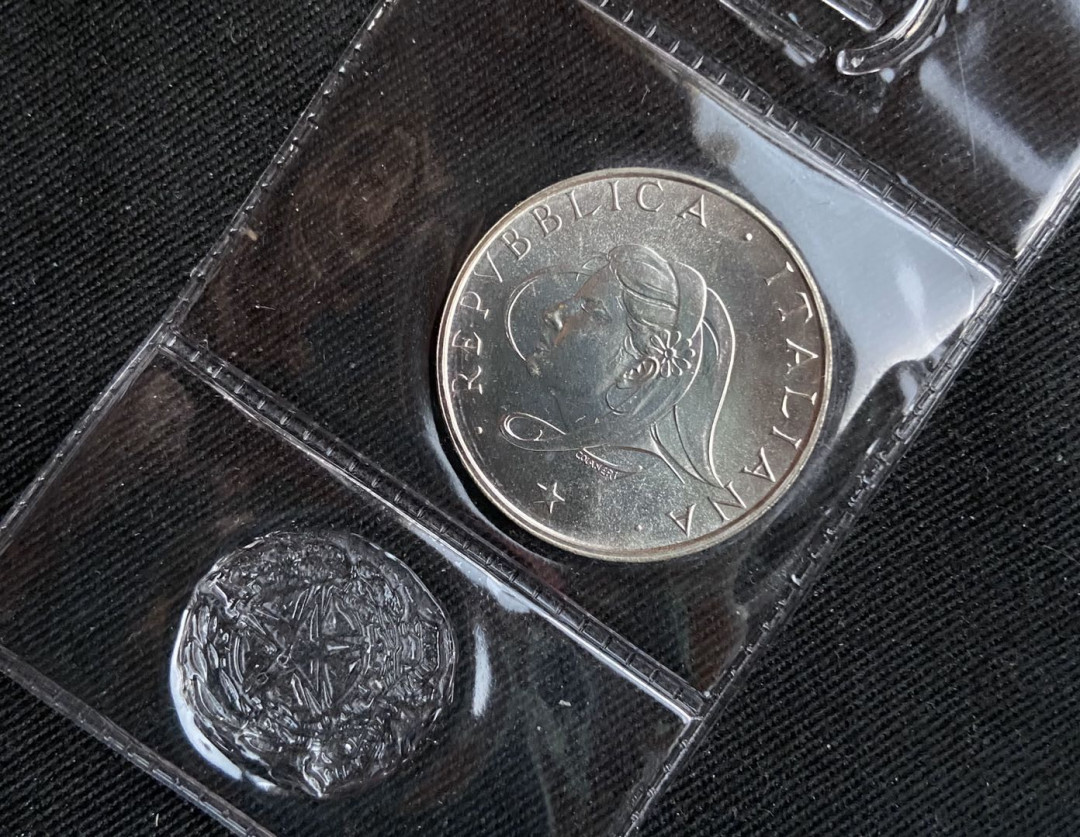 【币观天下】第九十五期钱币拍卖 【意大利】意大利1987年500里拉国际家庭年原封纪念银币