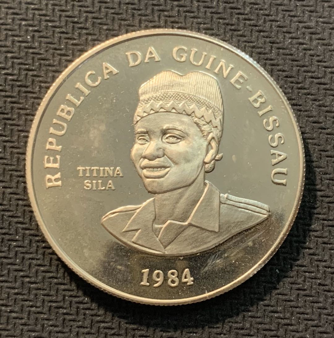 紫瑗钱币—微拍第九期  几内亚 比绍 1984年 国际运动会 250比索 镍币